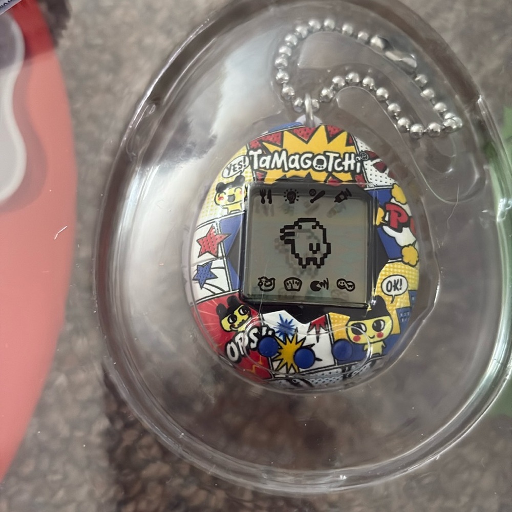 NWOT Open Box Bandai Tamagotchi Virtual Pet